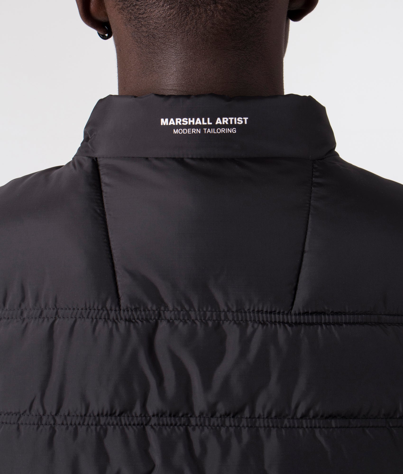 Diffensa-Gilet-Black-Marshall-Artist-EQVVS