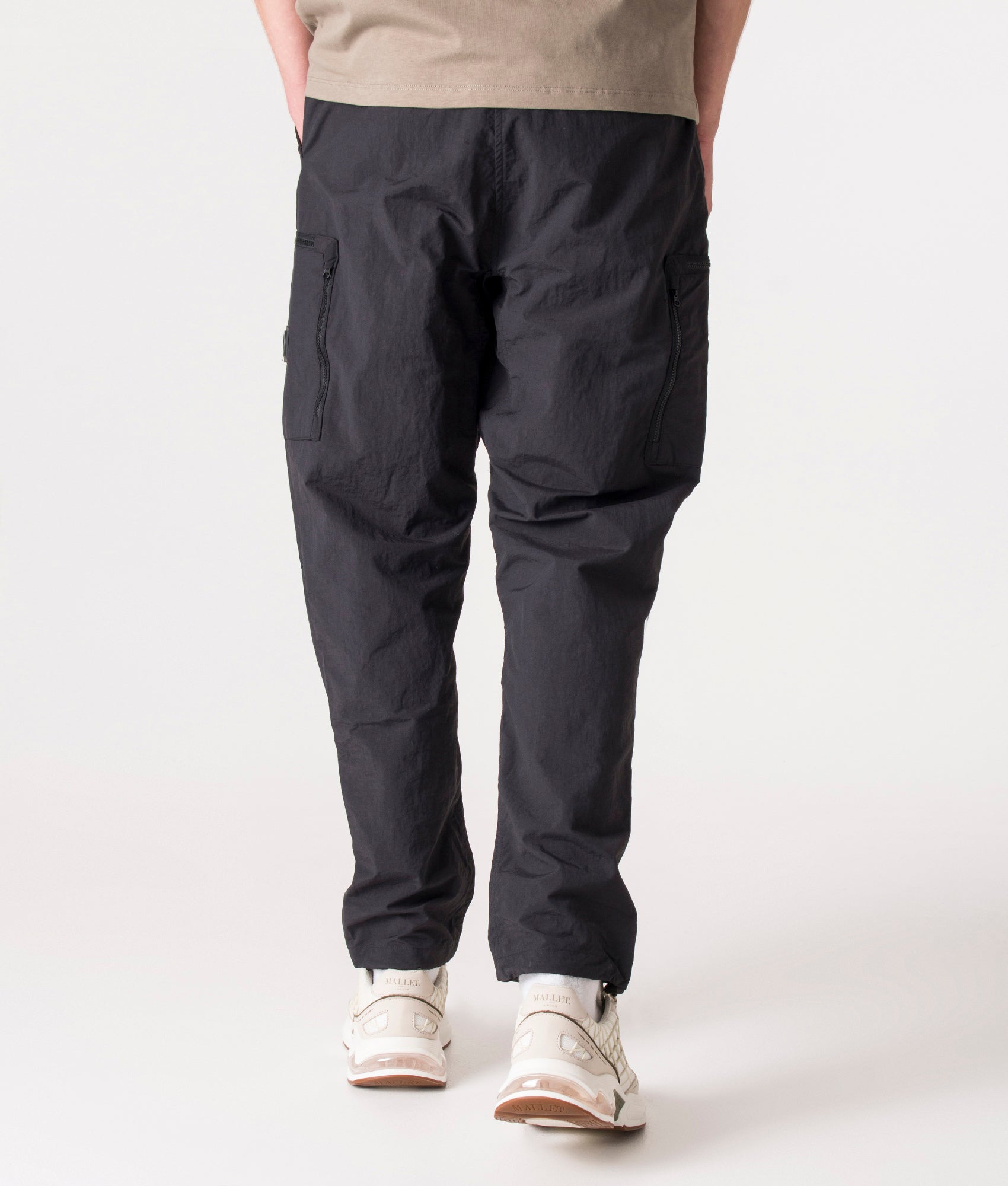 Regular-Fit-Compressa-Cargo-Pants-Black-Marshall-Artist-EQVVS