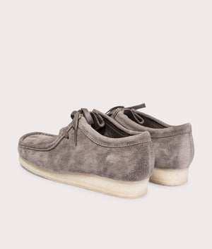 Wallabee-Shoes-Dark-Grey-Suede-Clarks-Originals-EQVVS