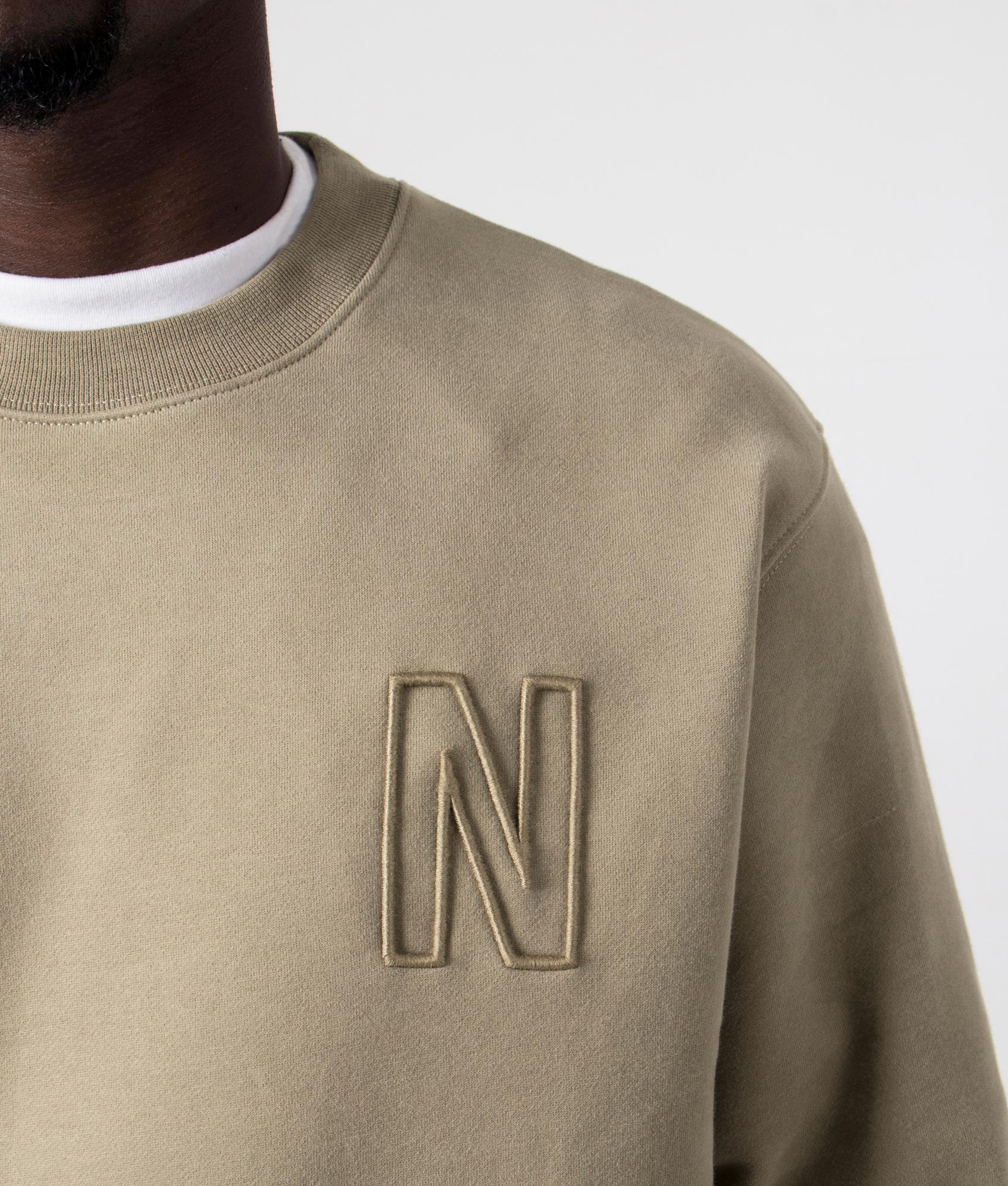 Relaxed-Fit-Arne-Brushed-Fleece-N-Logo-Sweatshirt-Sand-Norse-Projects-EQVVS-Detail-Image