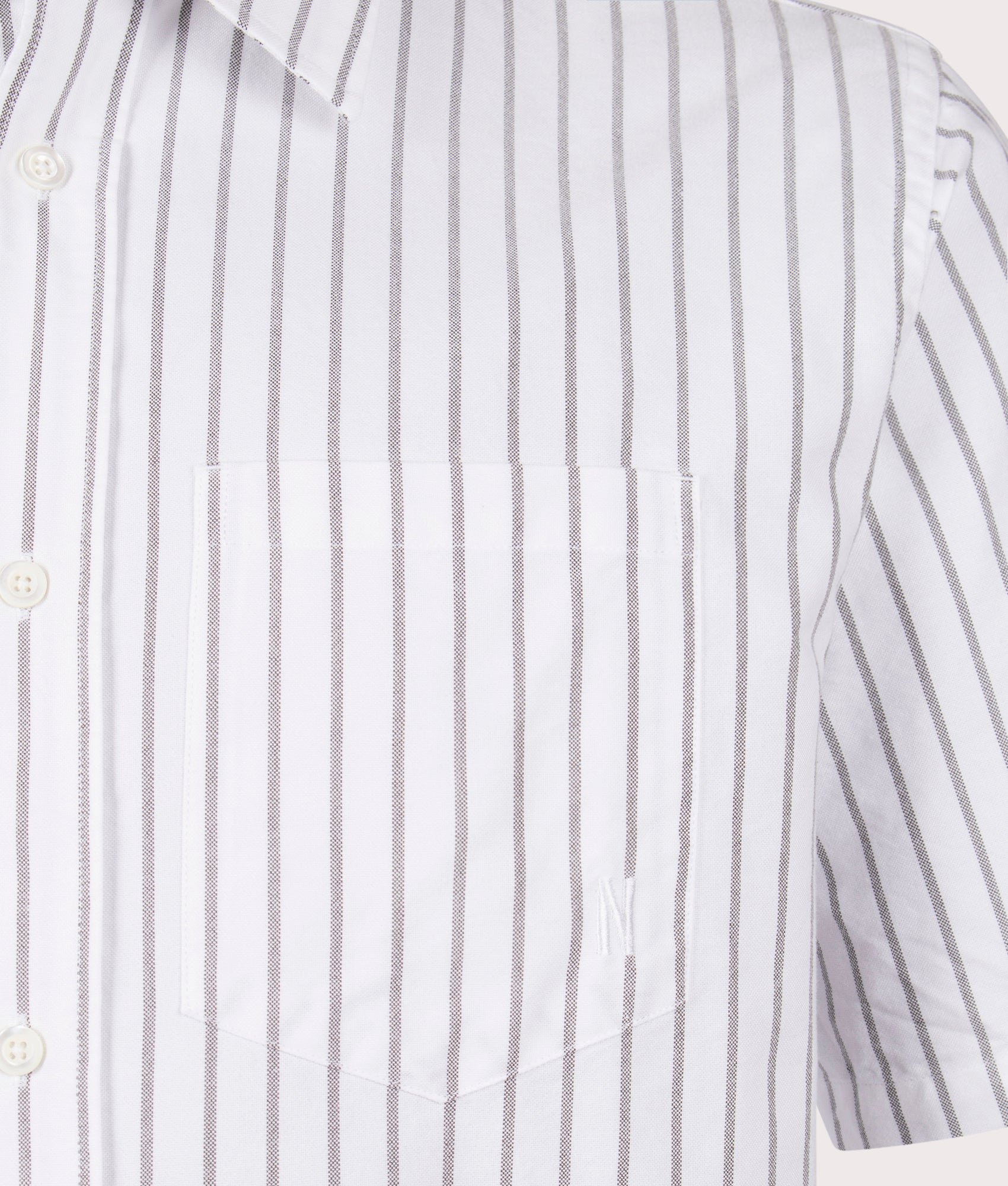 Norse Projects Ivan Relaxed Organic Oxford Monogram Shirt in 8022 Spruce Green pocket detail shot at EQVVS