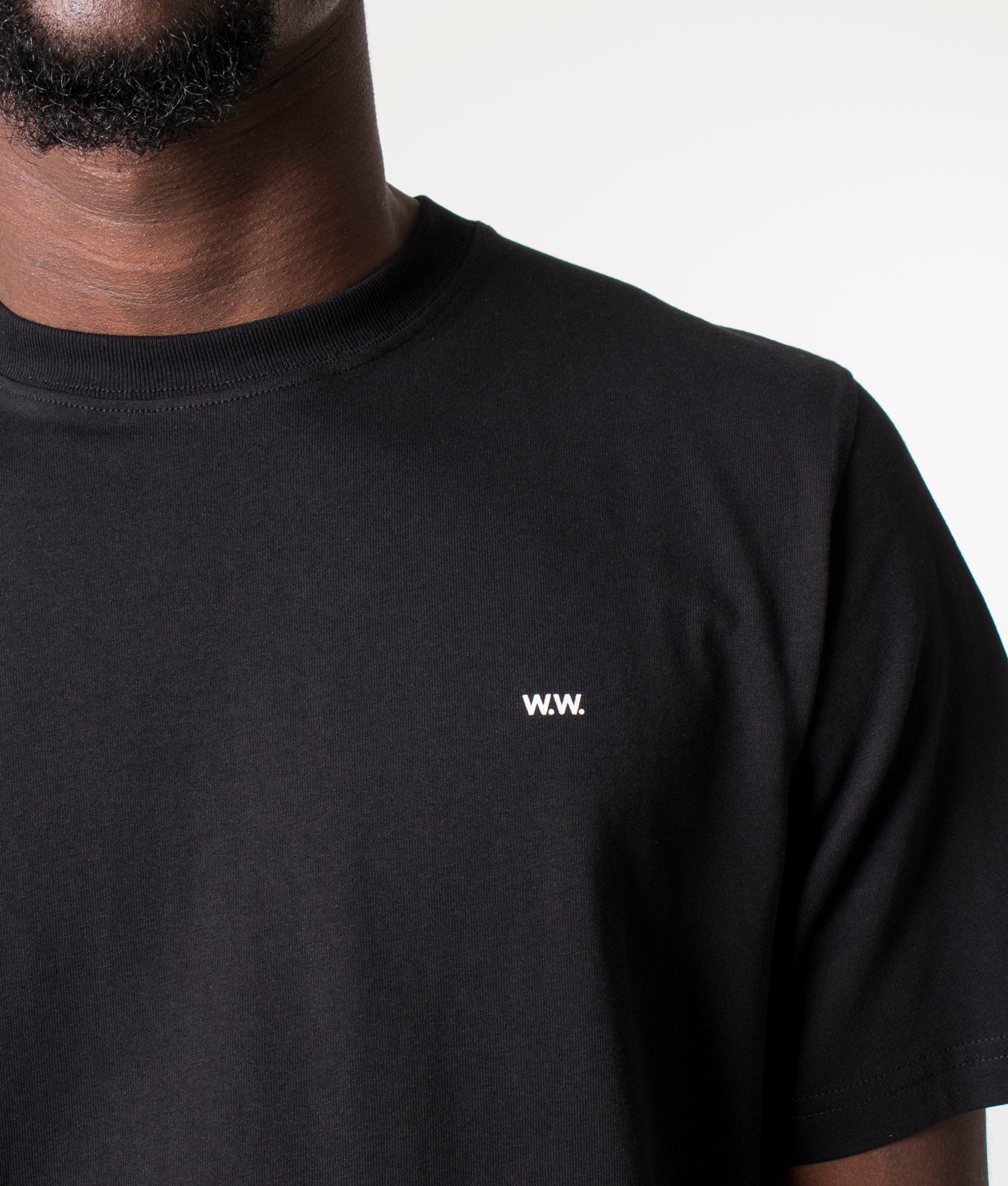 Essential-Sami-Classic-T-Shirt-Black-Wood-Wood-EQVVS