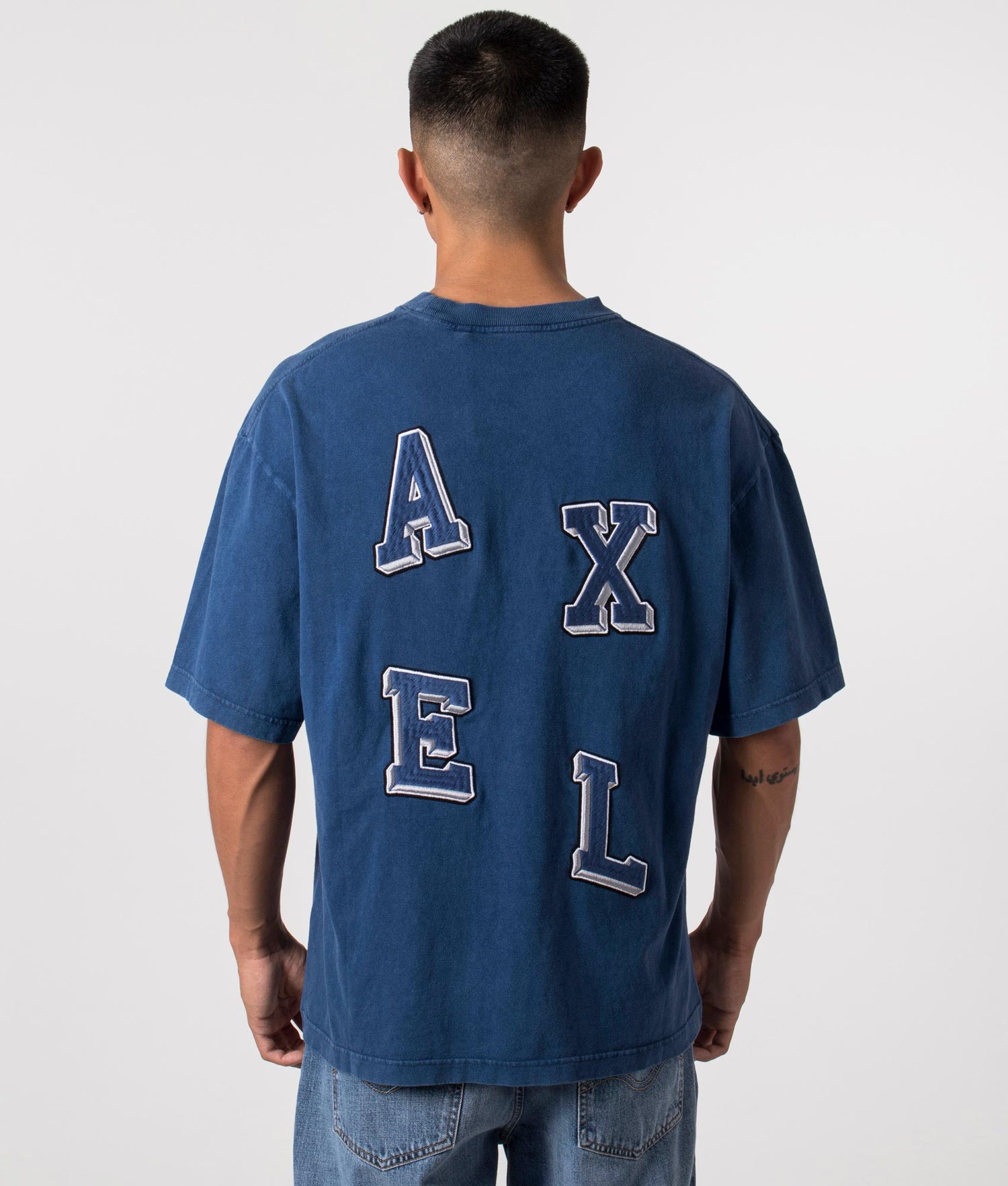 AXEL ARIGATO｜ (Typo Summer T-Shirt (A2846001 BLACK)) AXEL ARIGATO Typo Summer T-Shirt in Black | SVD USA