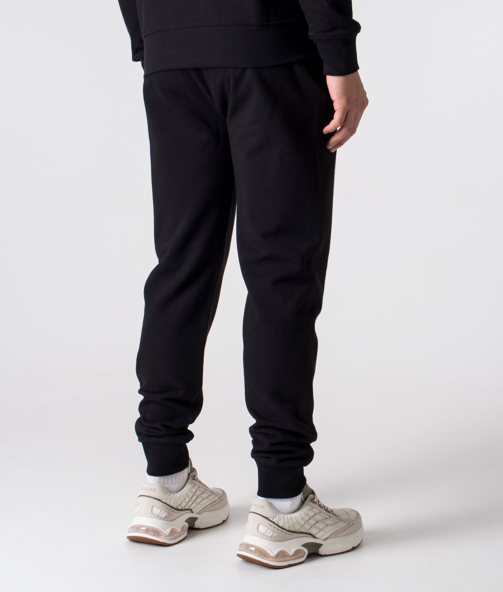 Regular-Fit-Diagonal-Raised-Fleece-Cargo-Joggers-Black-C.P.-Company-EQVVS