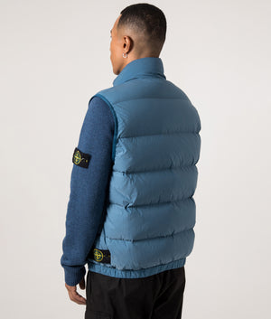 Seamless Tunnel Vest. Shot by EQVVS. Model angled back shot.