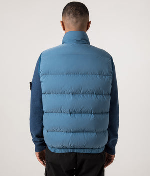 Seamless Tunnel Vest. Shot by EQVVS. Model back shot.