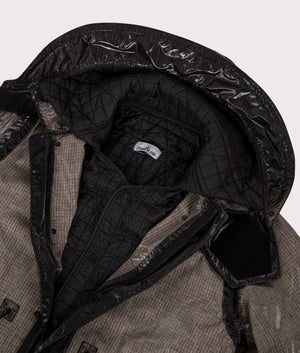 Uneven Ripstop Prismatico Parka in Pearl Grey | Stone Island | EQVVS | Quilted collar shot 