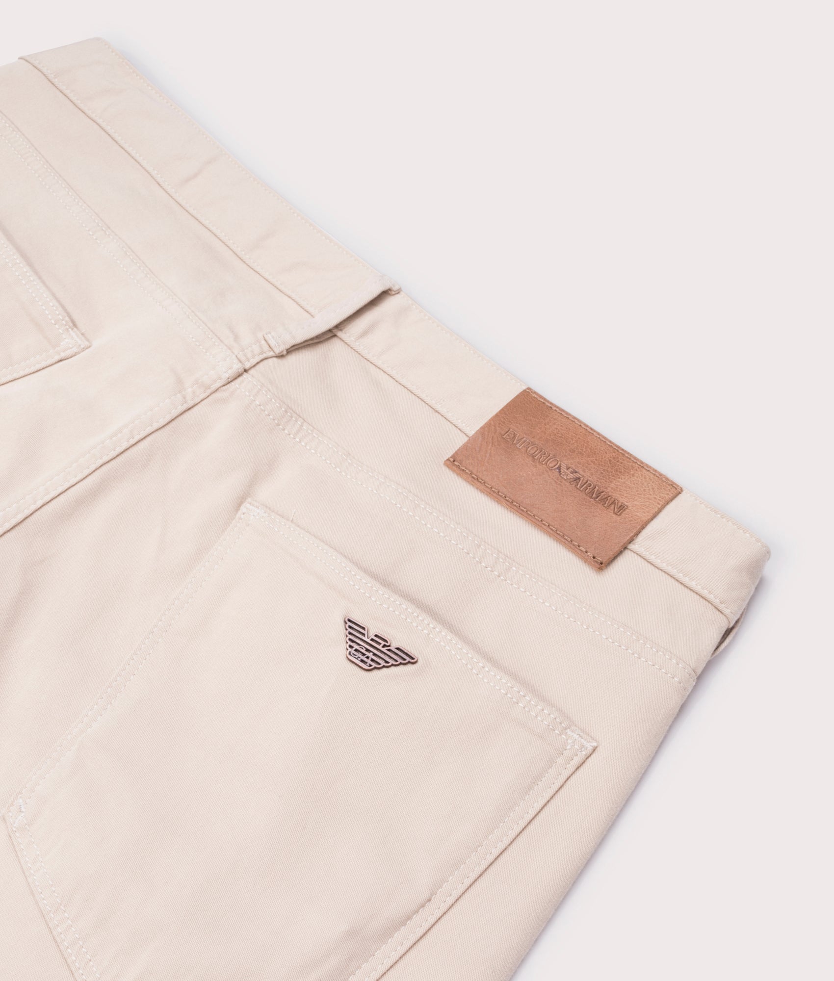 Slim-Fit-J06-Jeans-Beige-Chiaro-Emporio-Armani-EQVVS