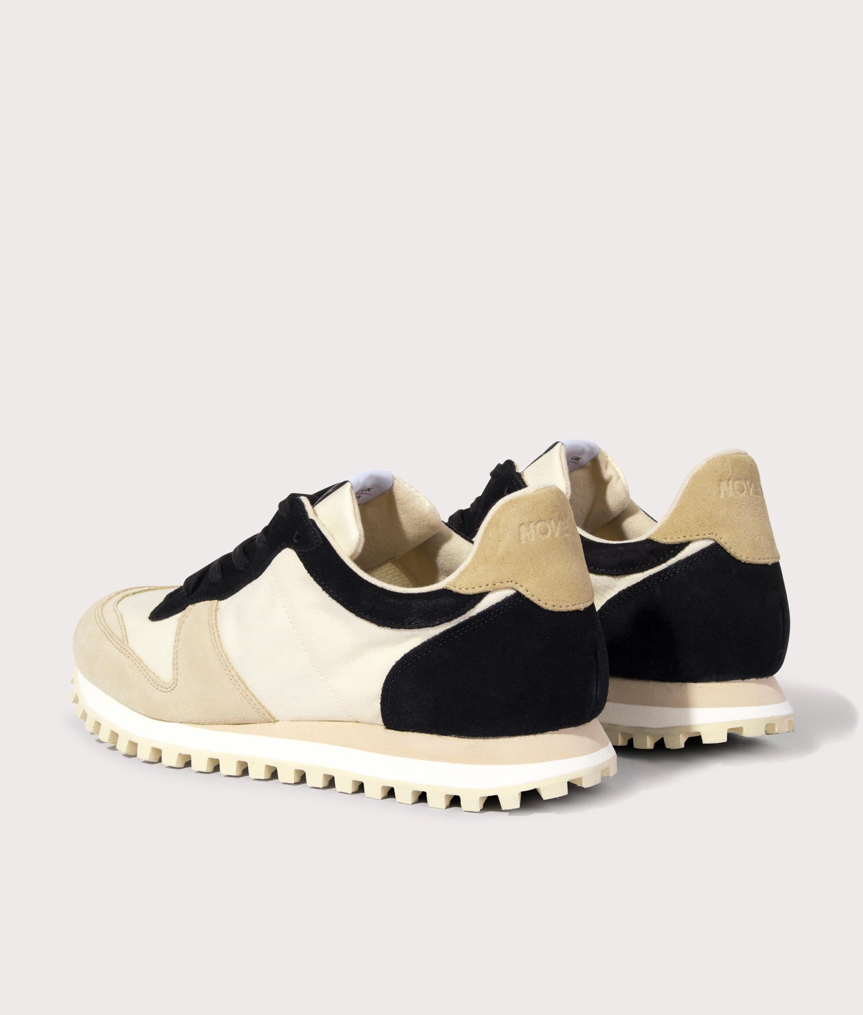 NOVESTA MARATHON CLASSIC BEIGE/BLACK