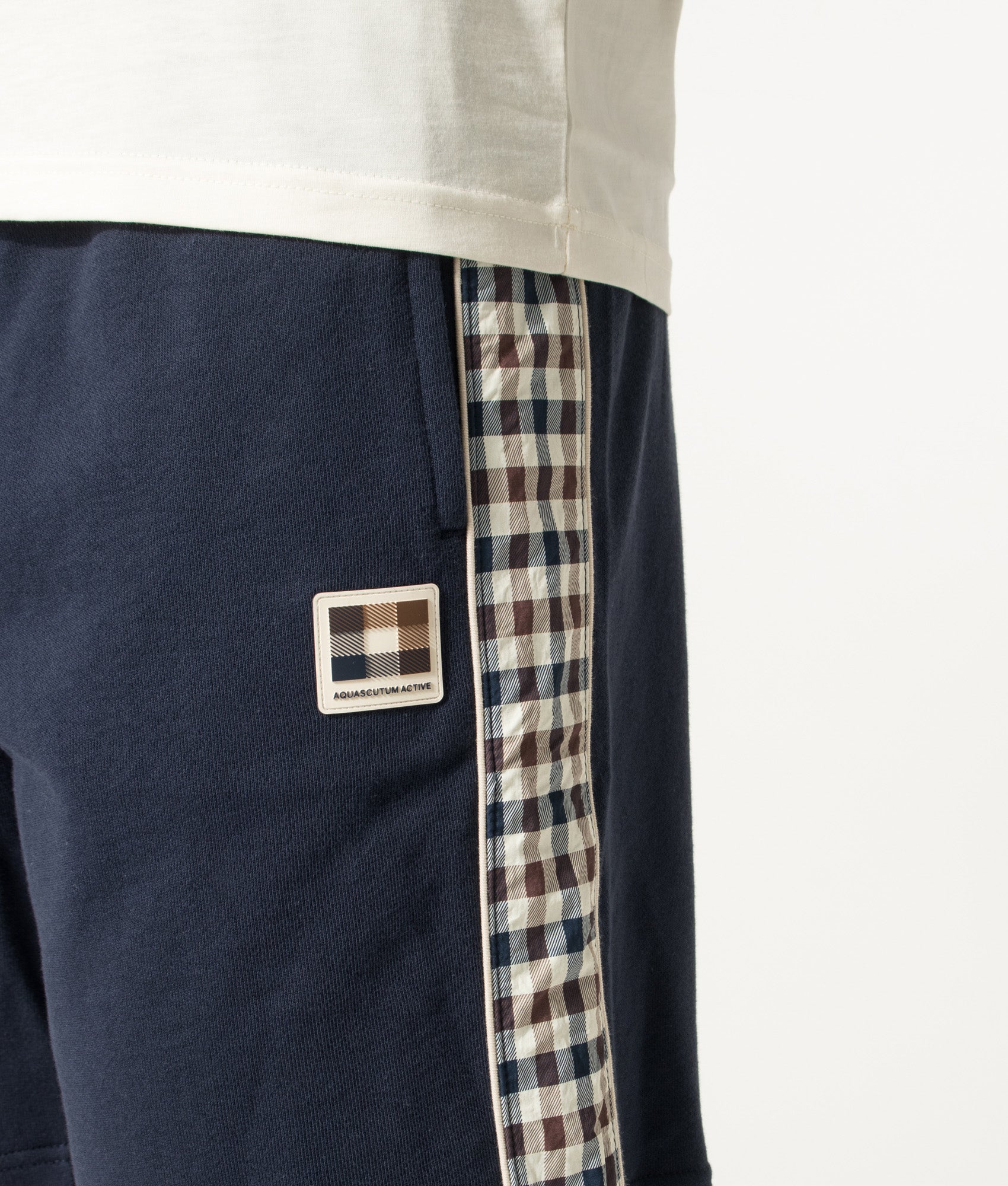 Aquascutum Lamina Insert Sweat Shorts in Navy at EQVVS Menswear.  Detail shot.