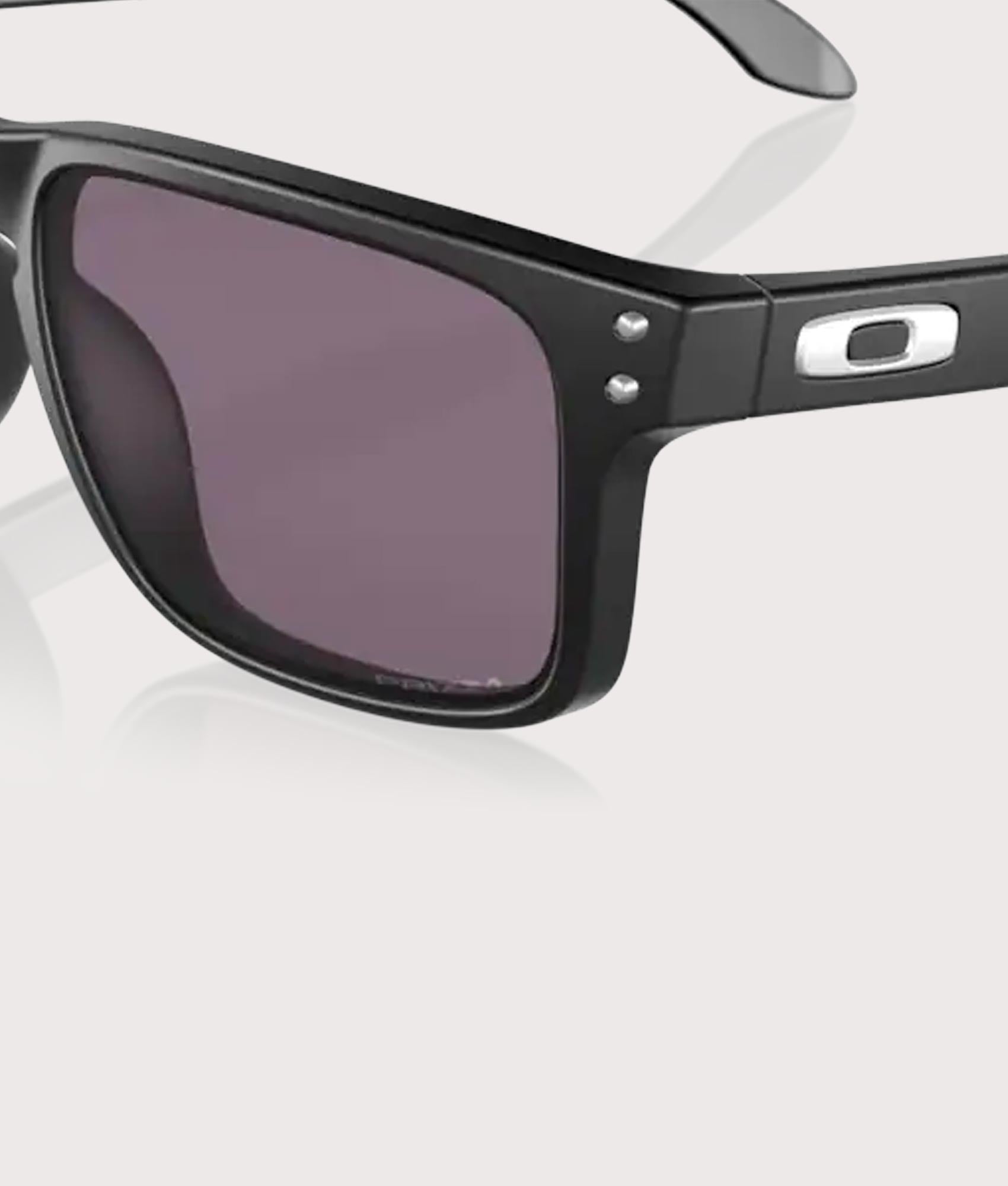 Holbrook-Sunglasses-Matte-Black-Oakley-EQVVS