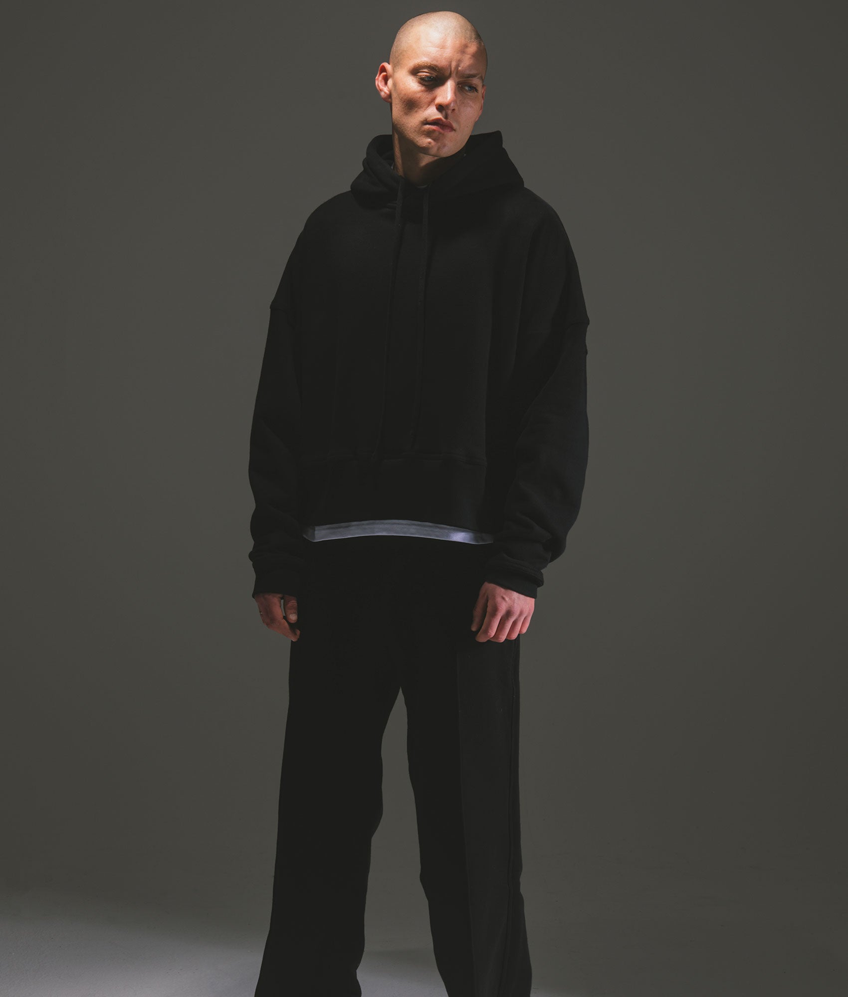 Oversized-Essential-Crop-Hoodie-V3-Black-Florence-Black-EQVVS