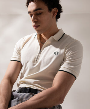 Regular Fit Piqué Texture Revere Collar Shirt Ecru | Fred Perry