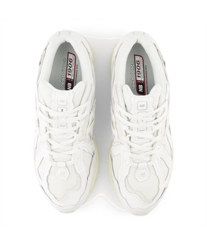 1906D-Sneakers-White-New-Balance-EQVVS