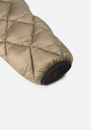 MKI Diamond Quilted Bubble Jacket. Khaki. Detail shot. 