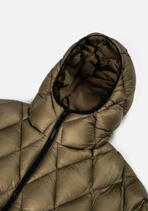 Green Moss MKI Miyuki Zoku Diamond BUbble Jacket. Detail shot. 