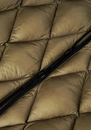 Green Moss MKI Miyuki Zoku Diamond BUbble Jacket. Detail shot. 