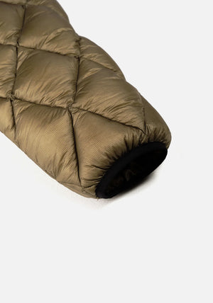 Green Moss MKI Miyuki Zoku Diamond BUbble Jacket. Detail shot. 