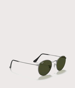 Round-Metal-Sunglasses-Matte-Gunmetal-Green-Lens-Ray-Ban-EQVVS