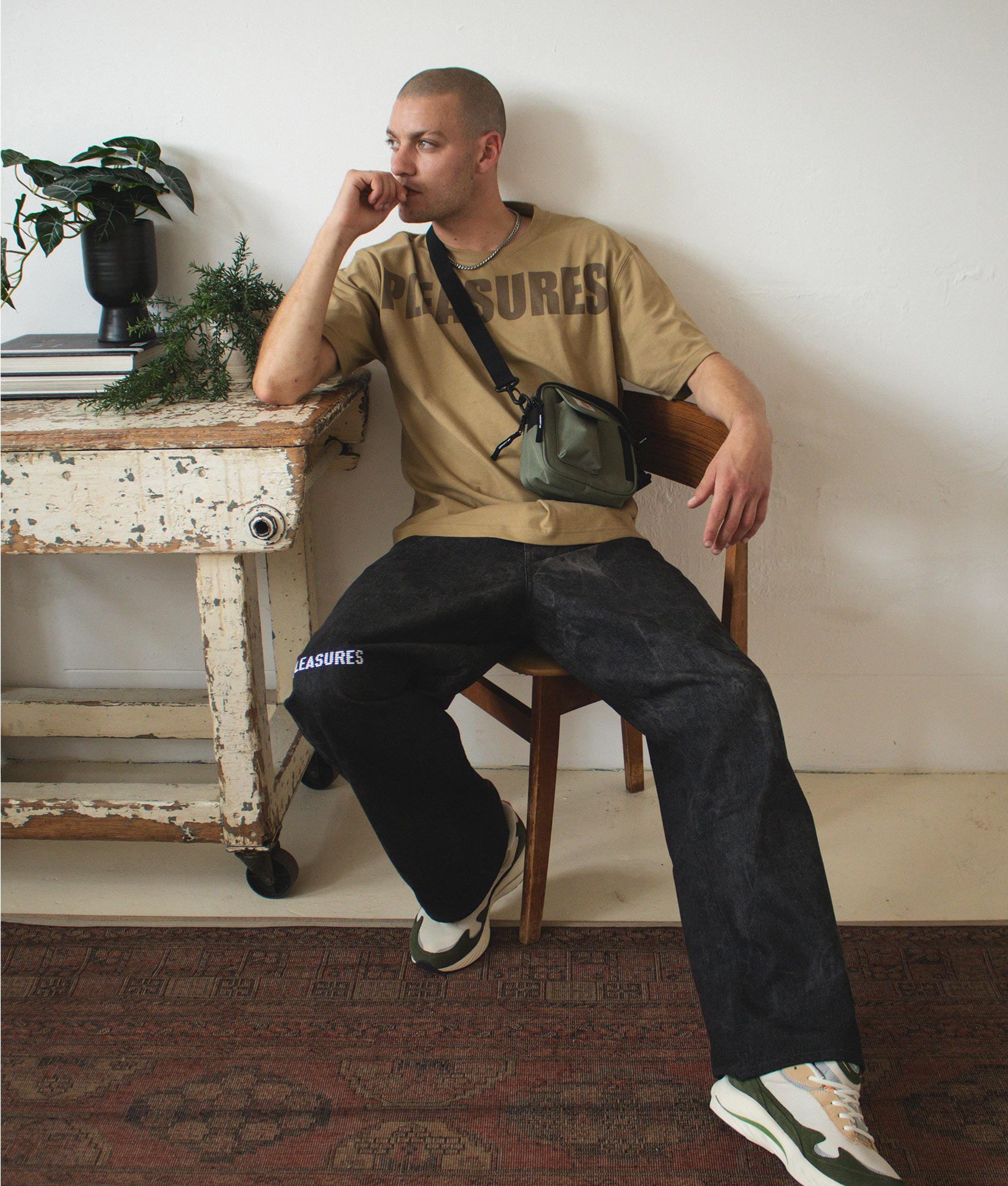 Relaxed-Fit-Expand-Heavyweight-T-Shirt-Brown-PLEASURES-EQVVS-Campaign-Image