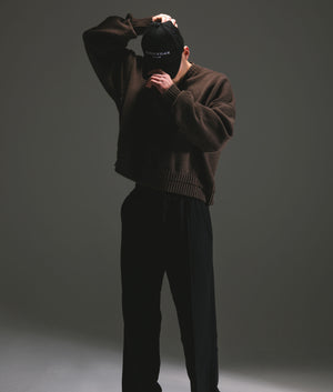 Oversized-Cropped-Lambswool-Knitted-Jumper-V3-Brown-Florence-Black-EQVVS