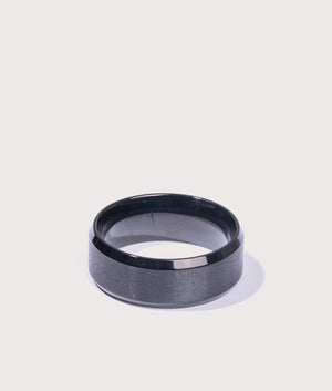 Stainless-Steel-Band-Ring-Black-Mysterious-Jeweller-EQVVS