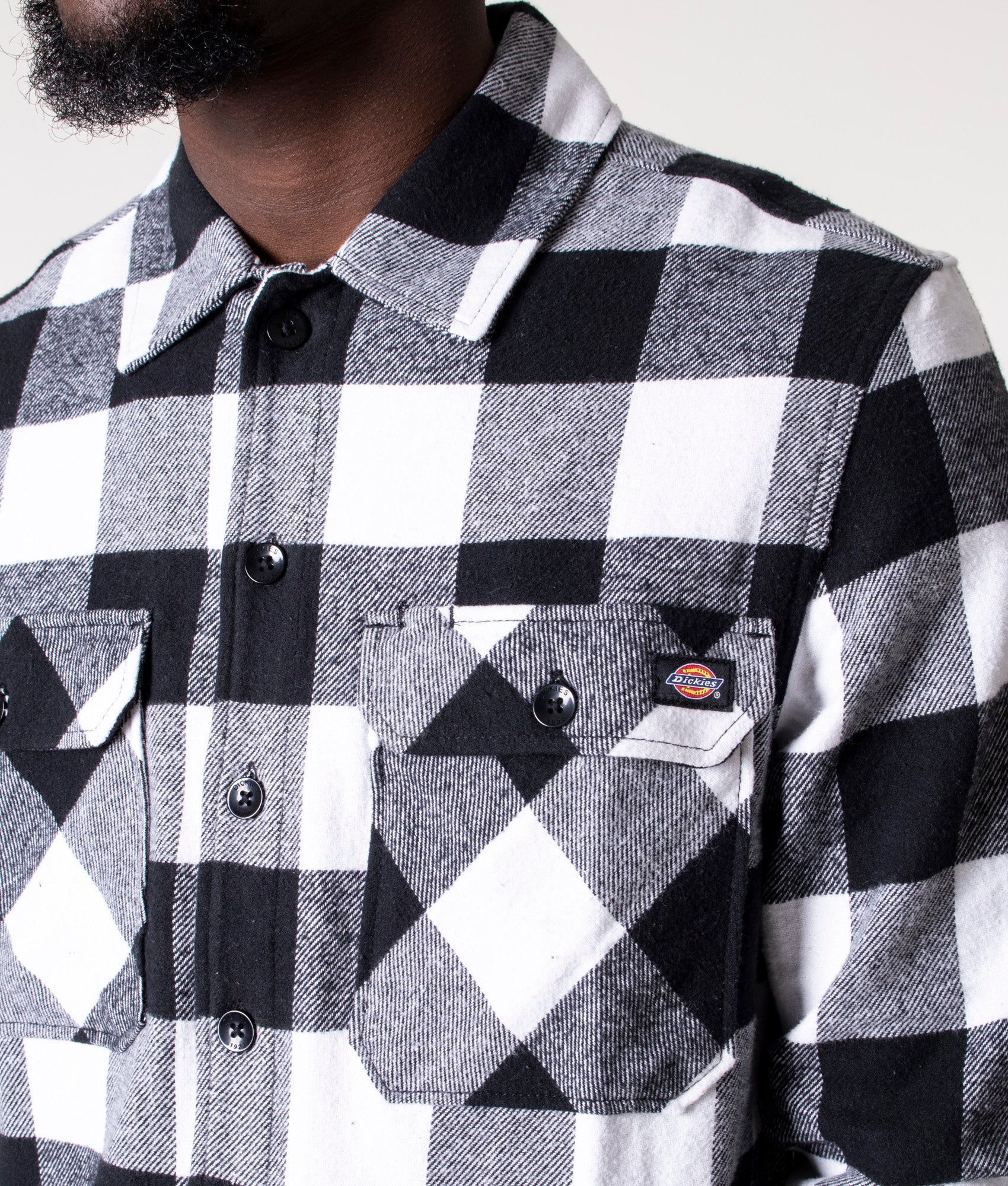 New-Sacramento-Overshirt-Black-Dickies-EQVVS