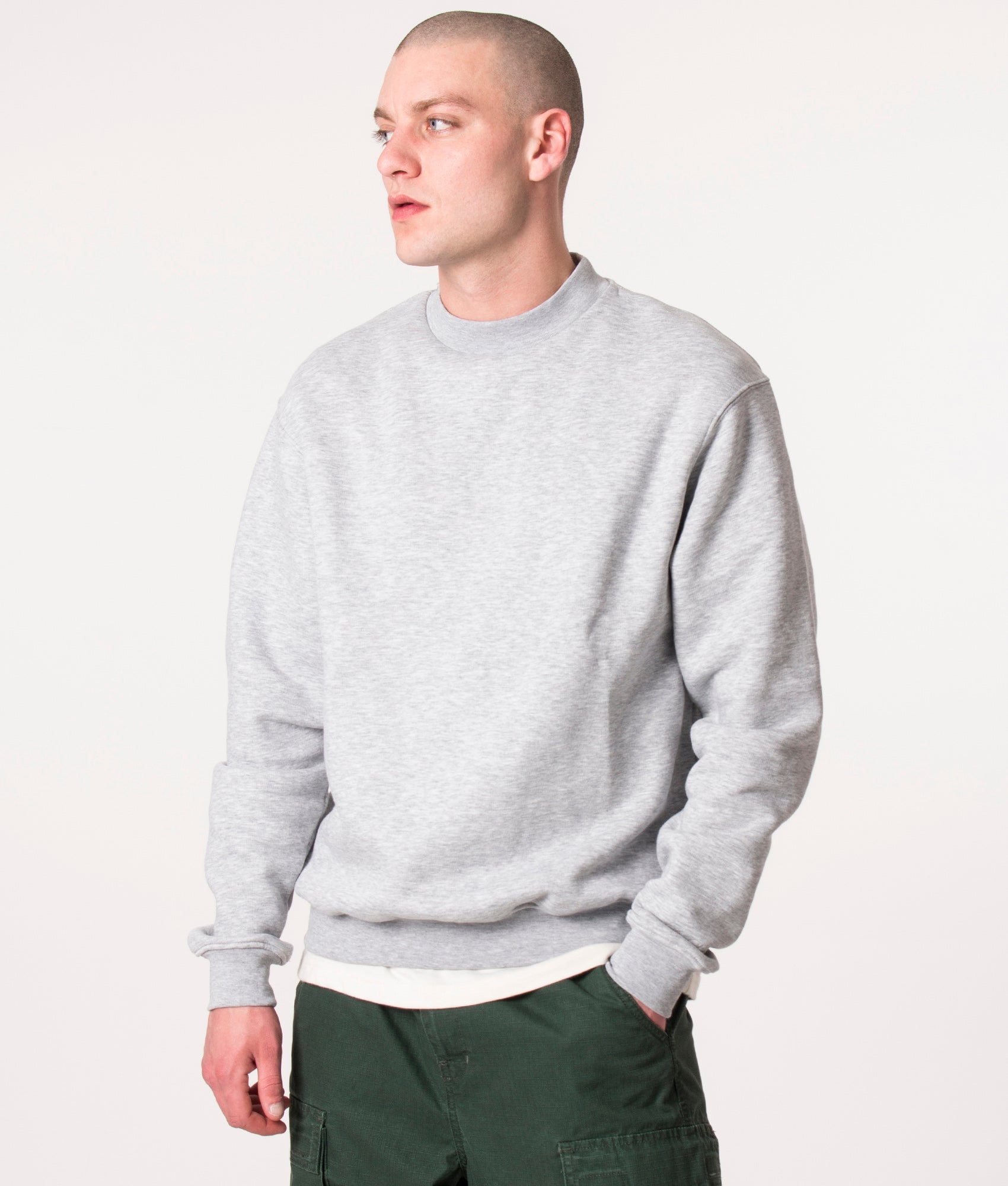 Basic-Crew-Neck-Sweatshirt-Grey-Faded-EQVVS