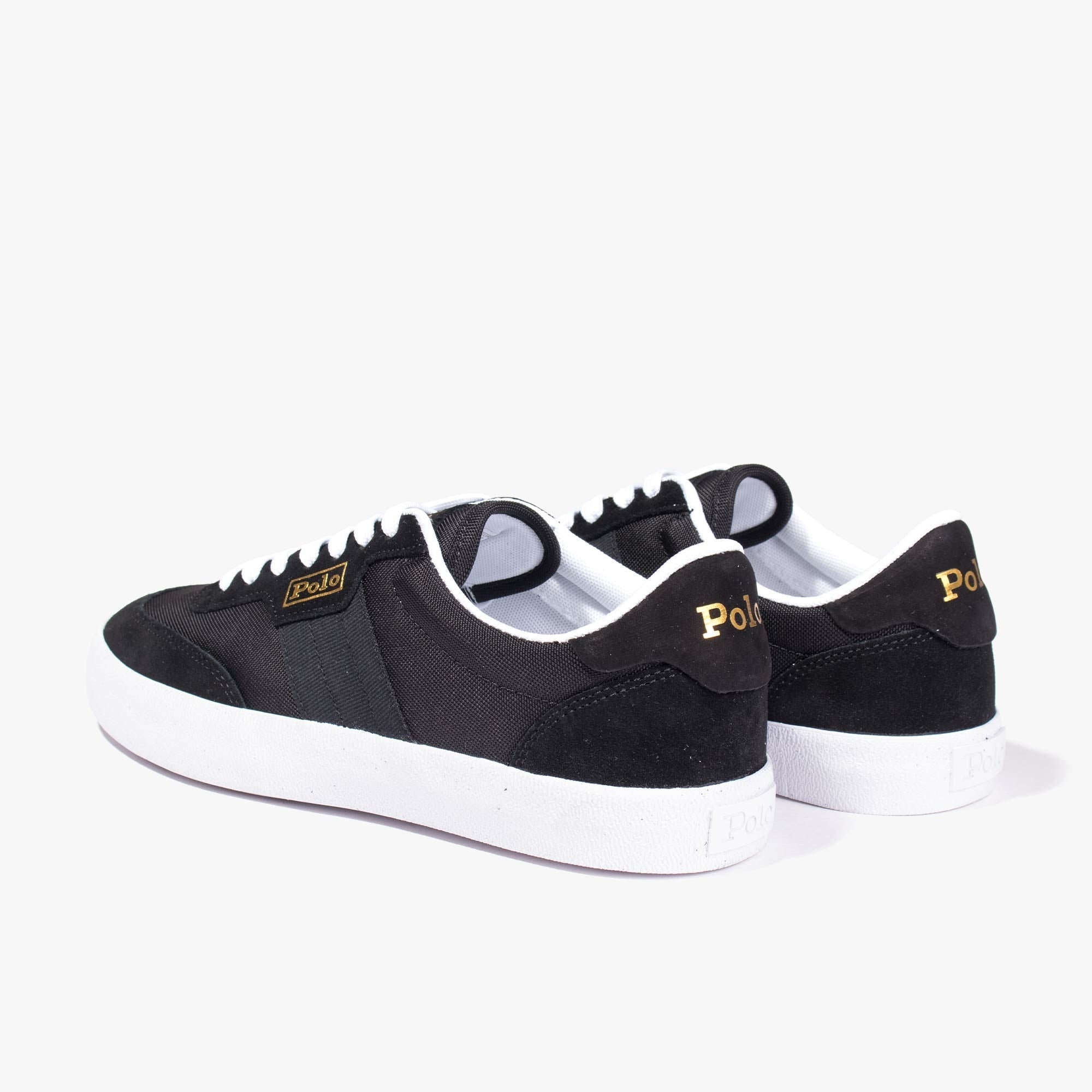 Court Low-Top Sneaker
