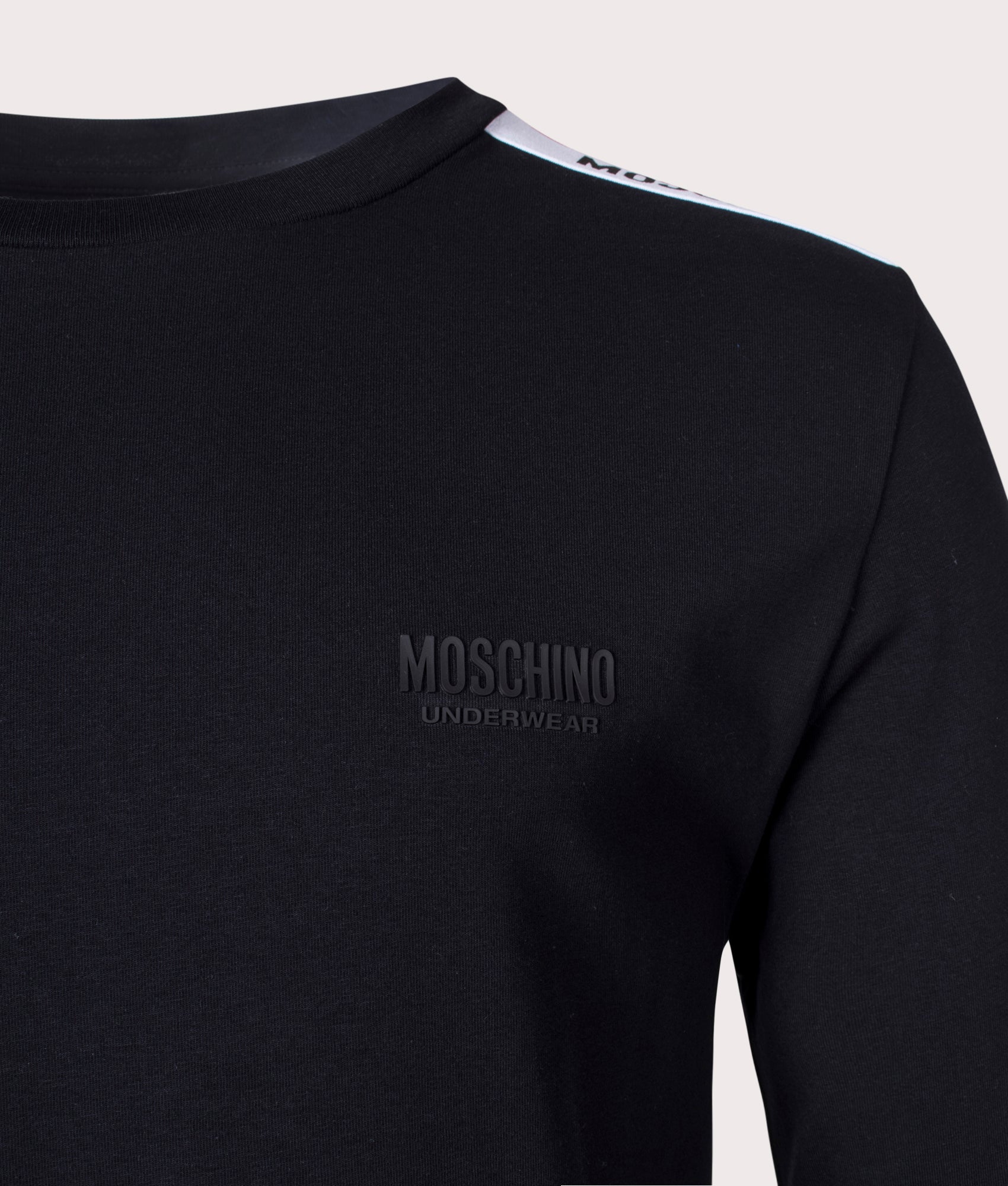 Long-Sleeve-Shoulder-Taped-T-Shirt-Black-Moschino-EQVVS