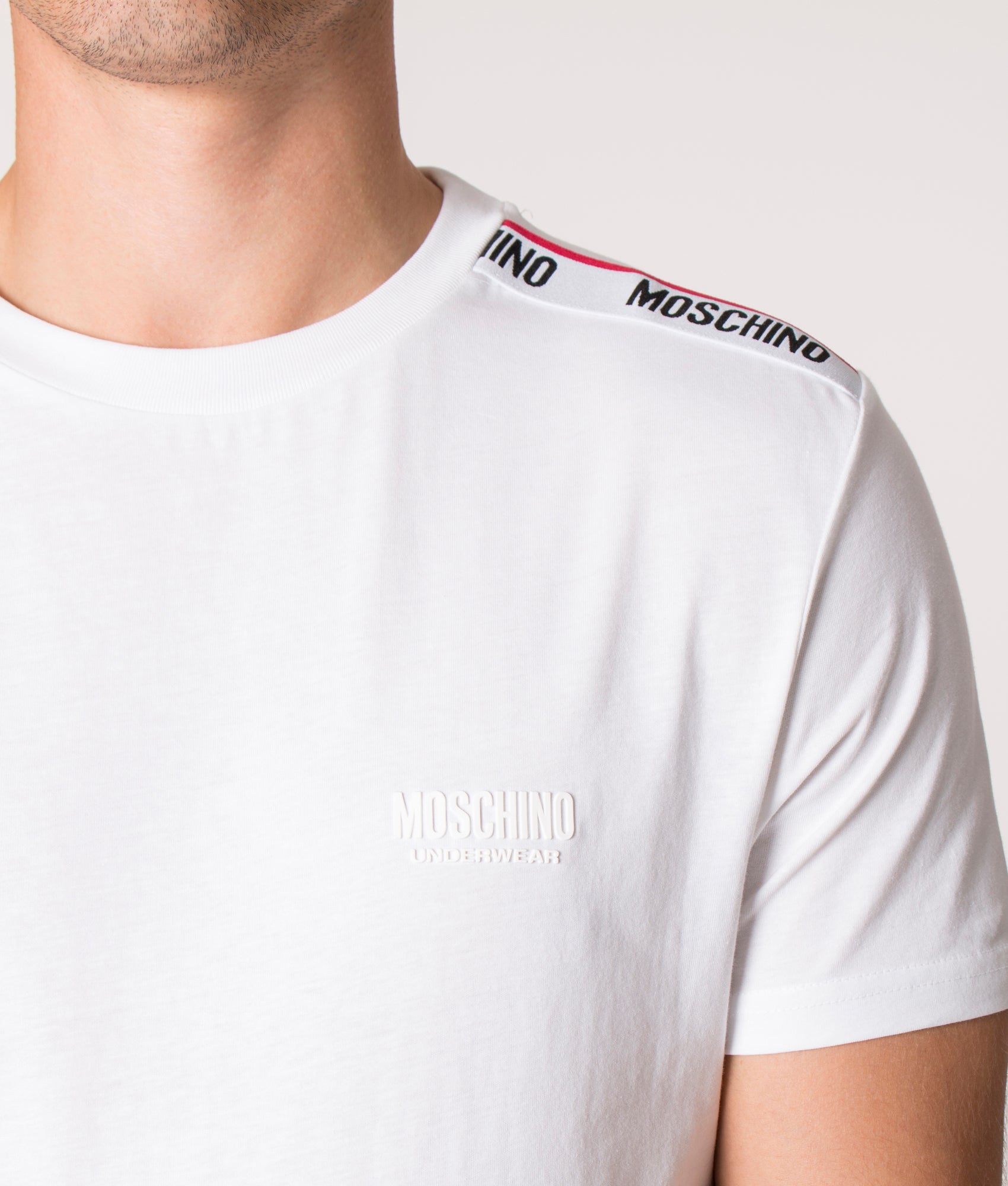 Shoulder-Detail-T-Shirt-White-Moschino-EQVVS