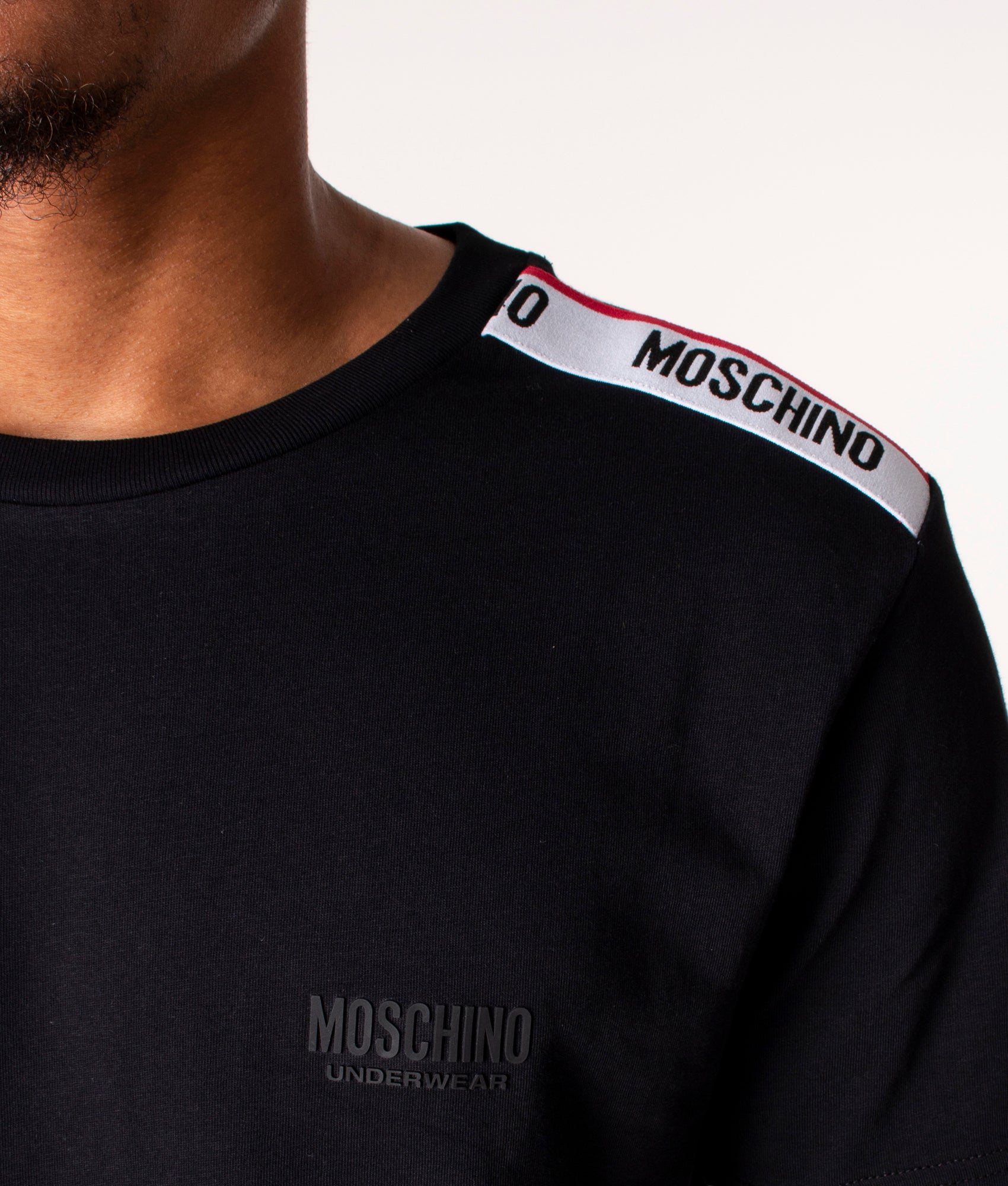 Shoulder-Detail-T-Shirt-Black-Moschino-EQVVS