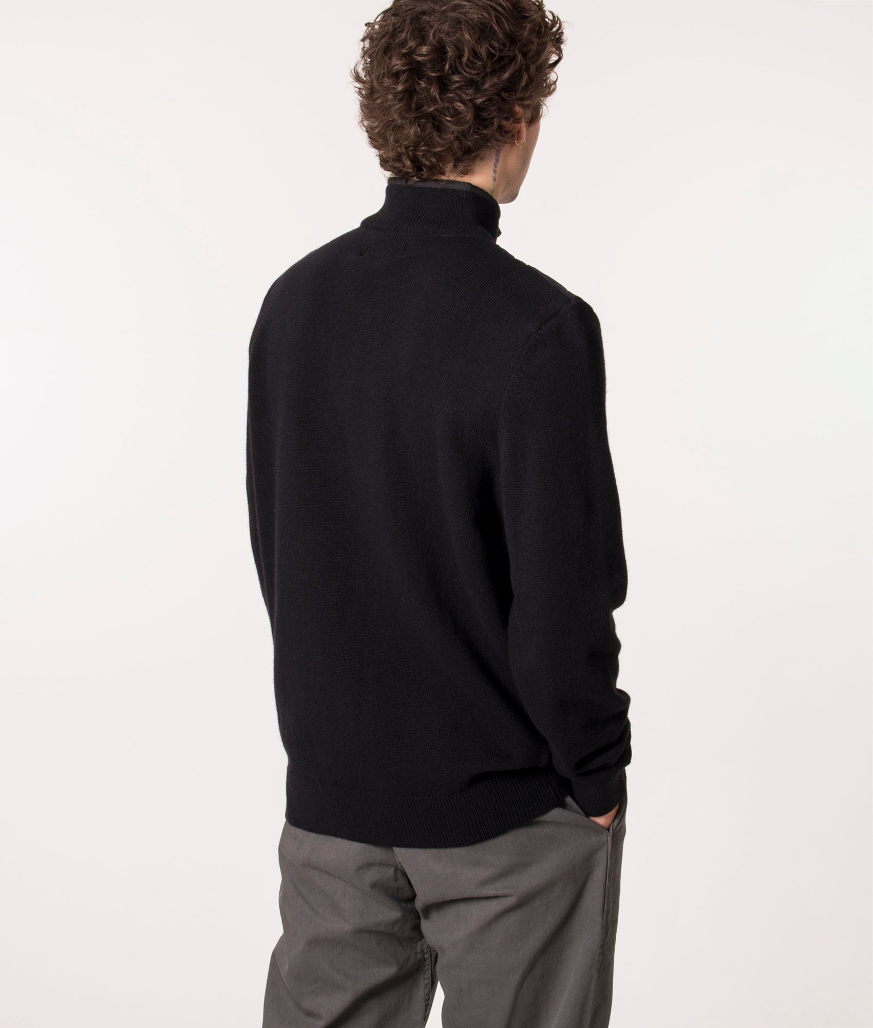Quarter-Zip-Diamond-Quilted-Knit-Black-Barbour-Lifestyle-EQVVS