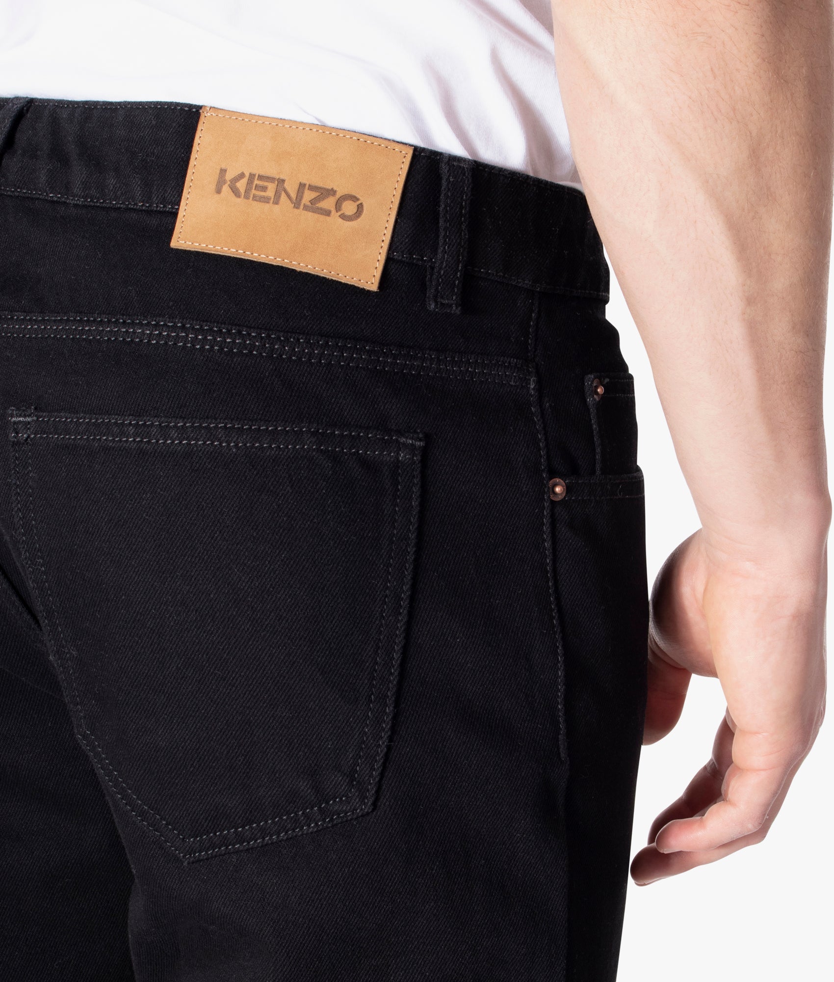 Cropped-Tapered-Jeans-Black-Kenzo-EQVVS