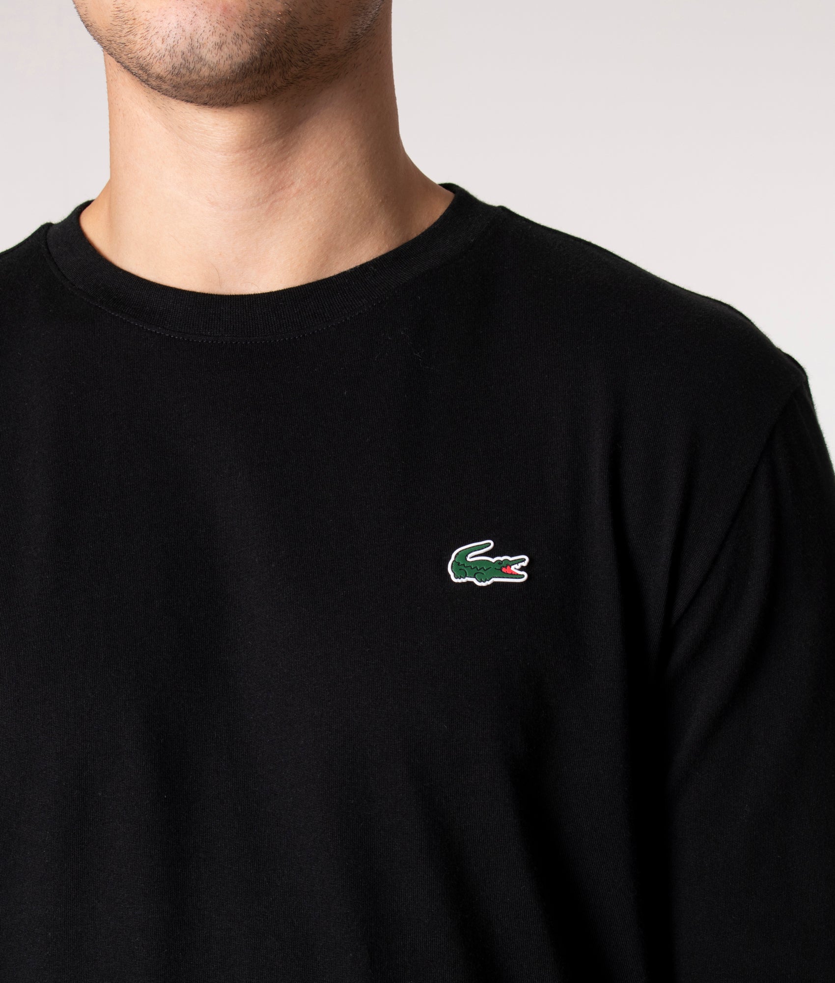 Long-Sleeve-Croc-Logo-T-Shirt-Black-Lacoste-EQVVS