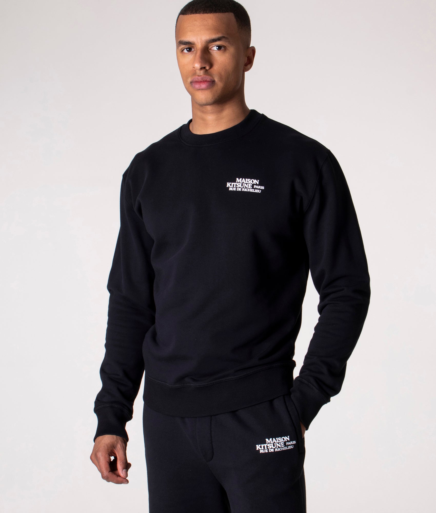 Rue-De-Richelieu-Sweatshirt-Black-Maison-Kitsune-EQVVS