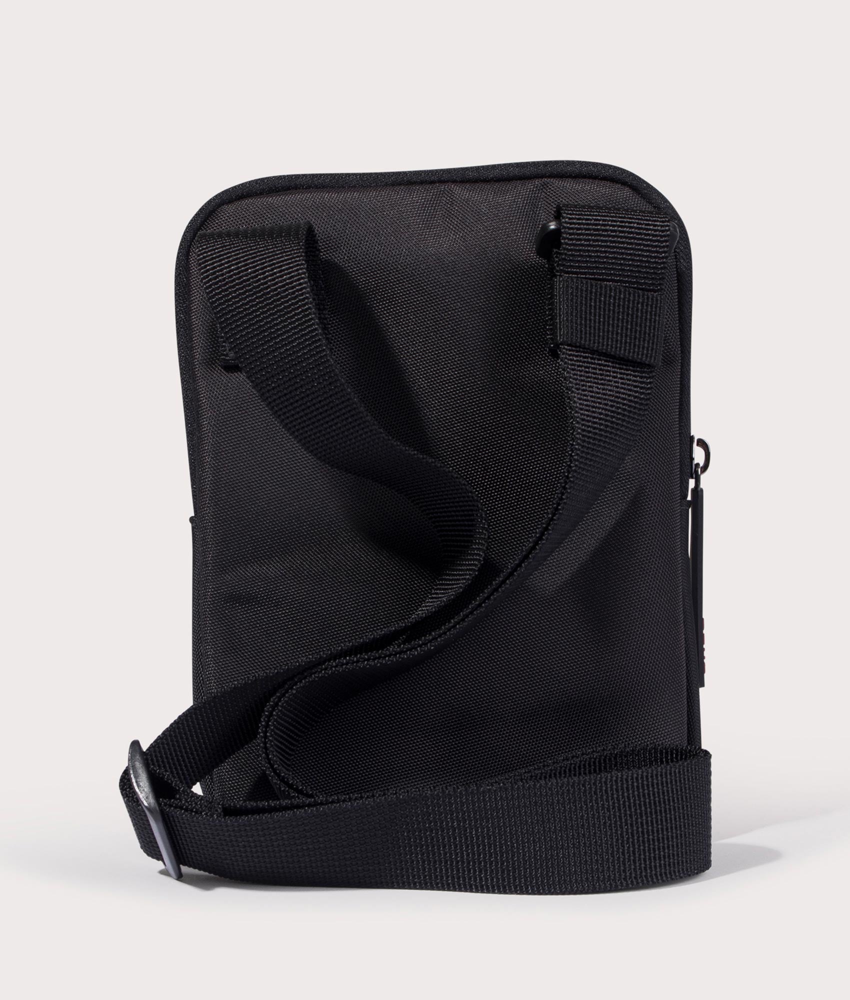HUGO Ethon Reporter Bag in Black, EQVVS.