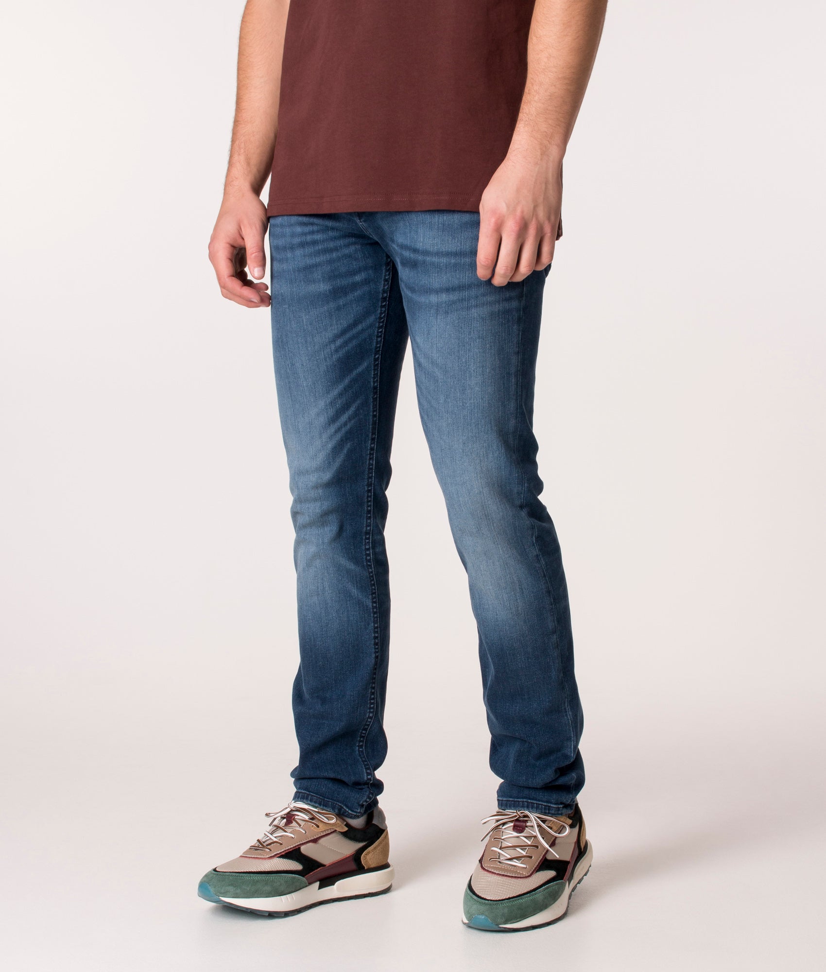 Slim-Fit-Comfort-Stretch-Delaware-Jeans-Mid-Wash-BOSS-EQVVS