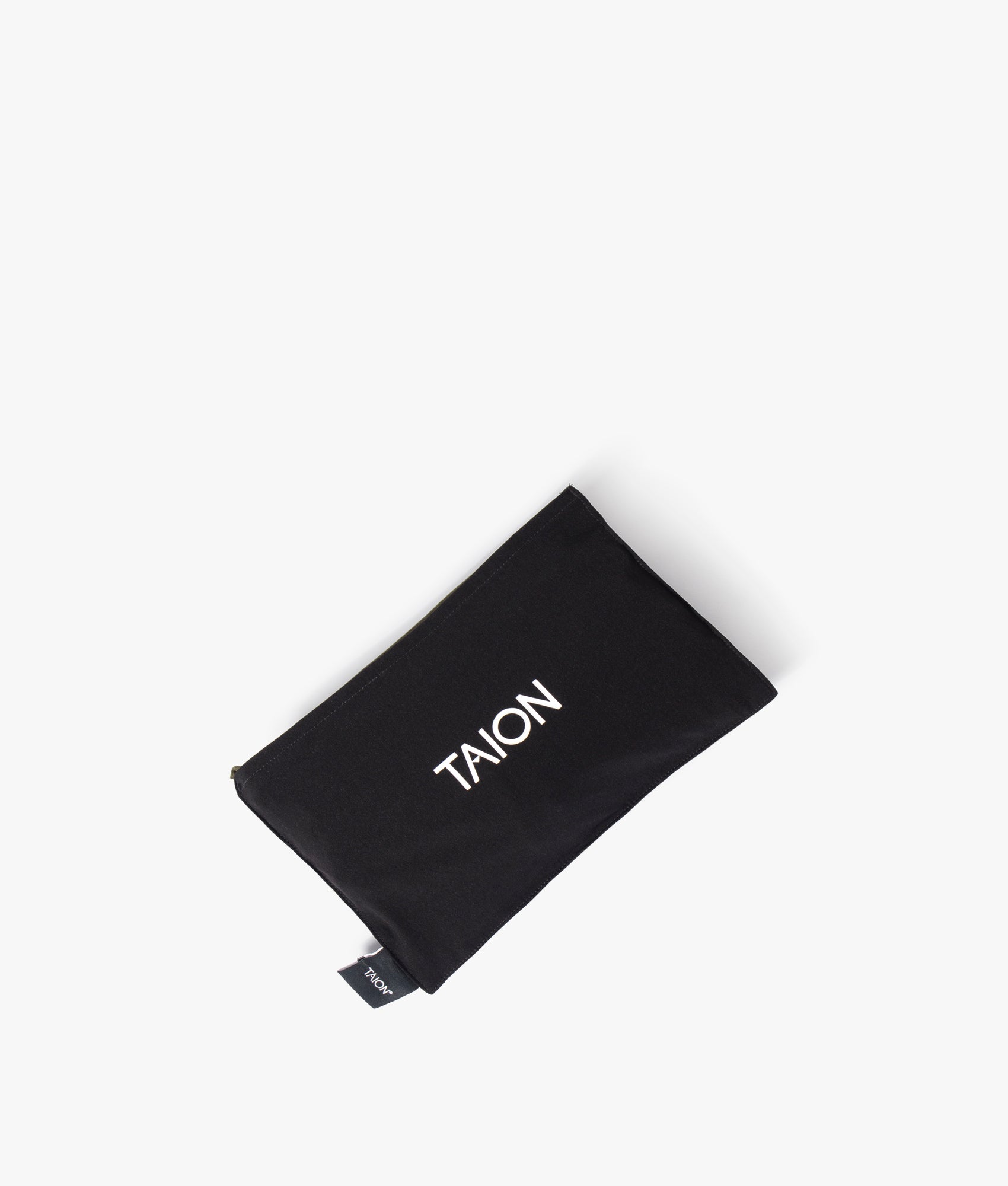 Storage-T-Shirt-White-TAION-EQVVS 