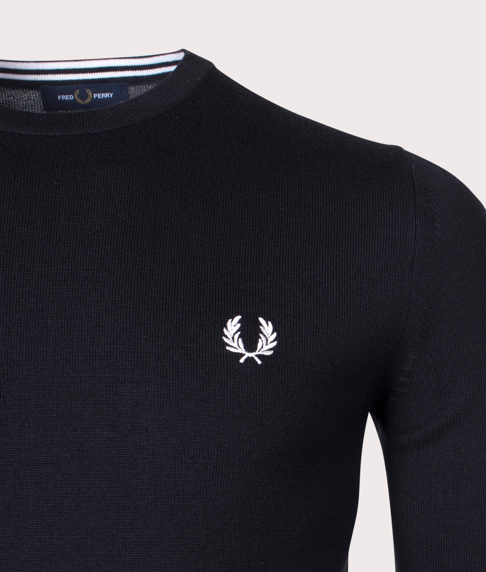 Classic-Crew-Neck-Jumper-Black-Fred-Perry-EQVVS