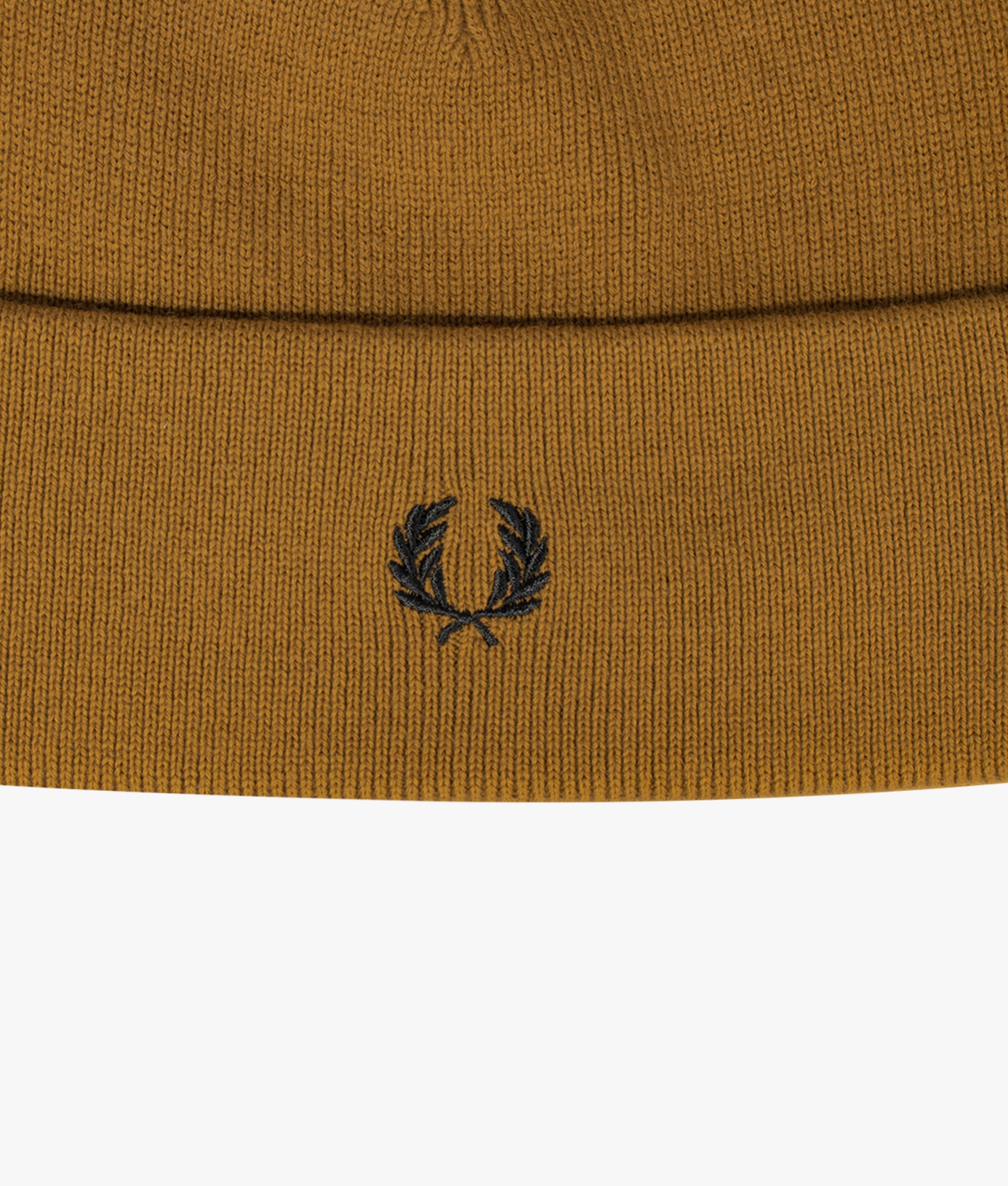 Merino-Wool-Beanie-Caramel-Fred-Perry-EQVVS