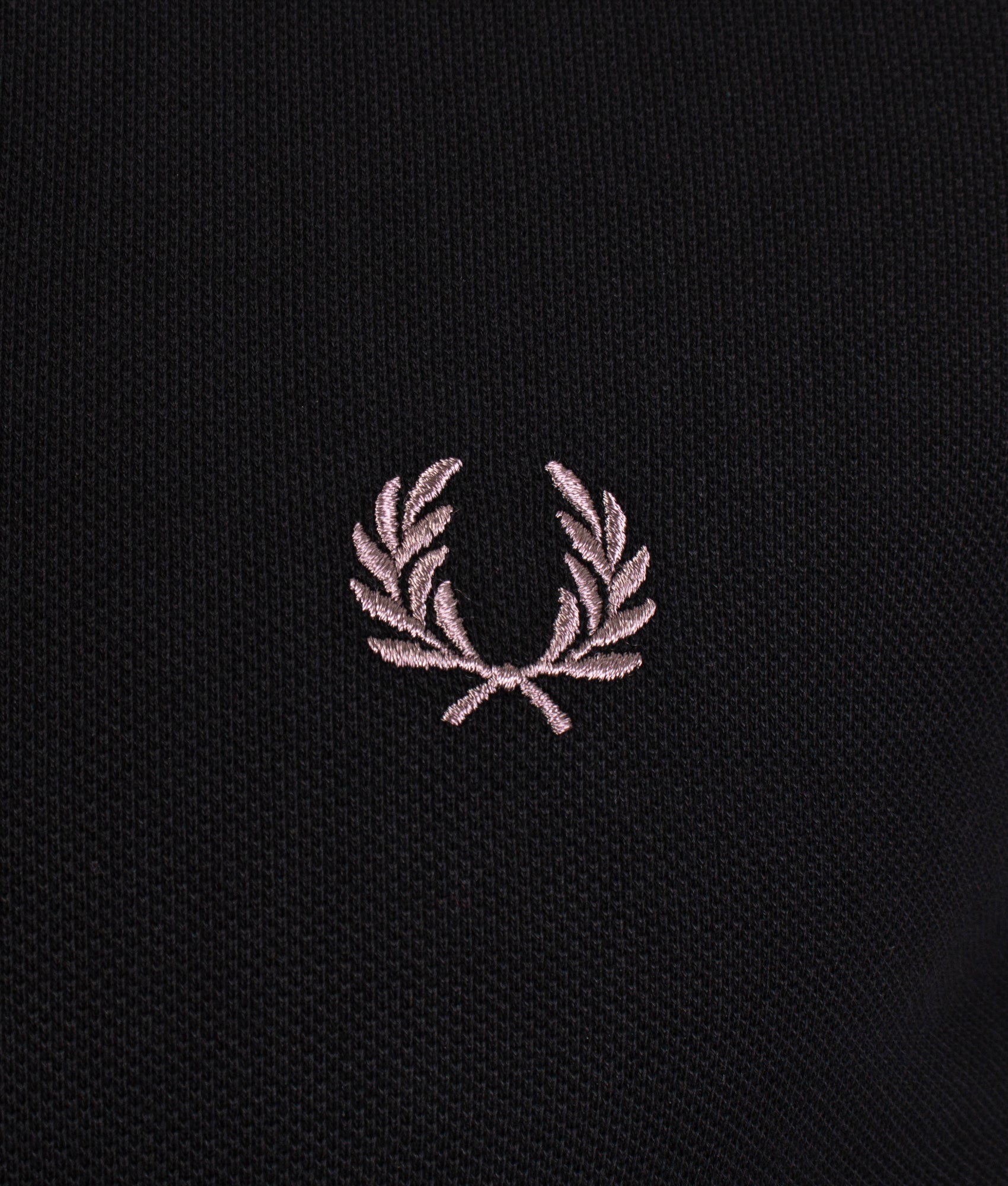 Twin-Tipped-Polo-Black-Gold/Gunmetal-Fred-Perry-EQVVS