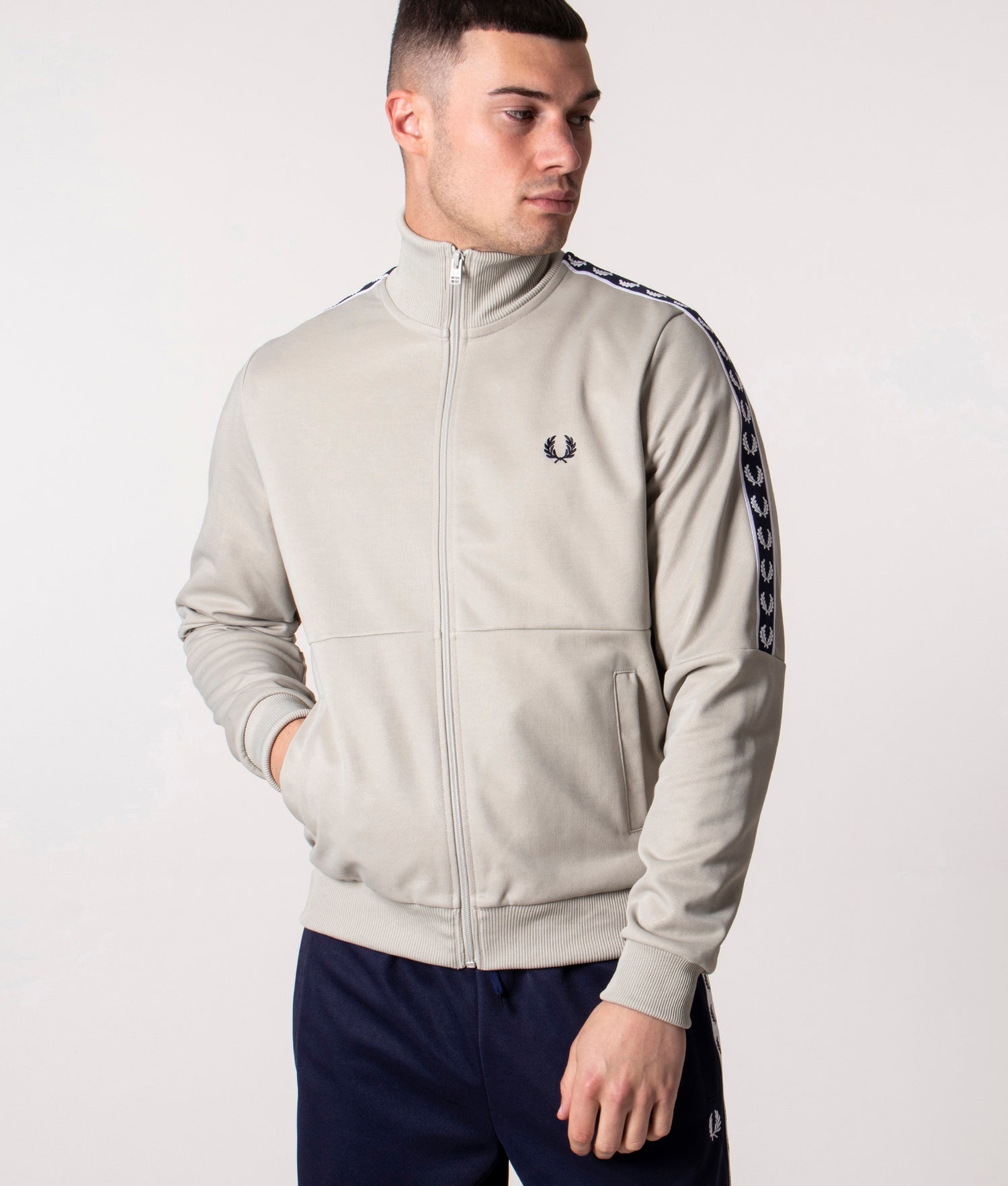 Fred Perry ベージュ ジップアップジャケット FRED PERRY フレッド ペリー ブレンサム ジャケット THE