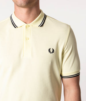 Twin-Tipped-Polo-Shirt-Wax-Yellow-Fred-Perry-EQVVS