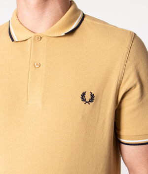 Twin-Tipped-Polo-Shirt-Desert-Fred-Perry-EQVVS
