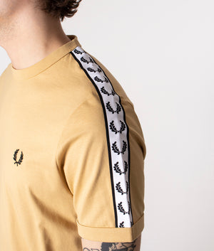 Taped-Ringer-T-Shirt-Desert-Fred-Perry-EQVVS