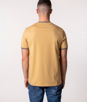 Twin-Tipped-T-Shirt-Desert-Fred-Perry-EQVVS
