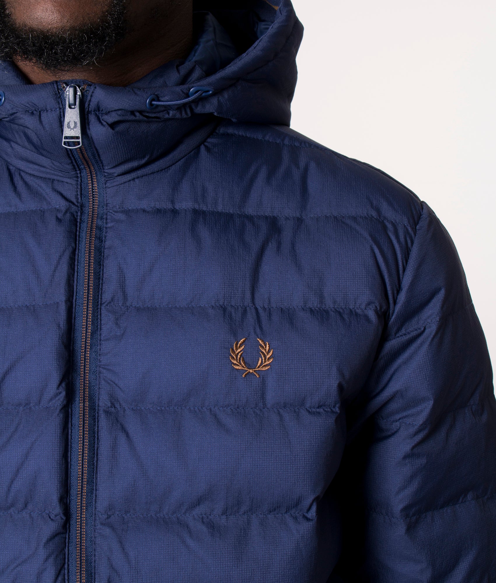 Hooded-Insulated-Jacket-French-Navy-Fred-Perry-EQVVS