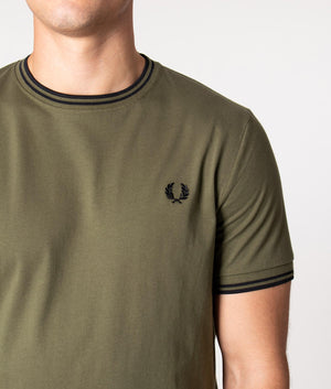 Twin-Tipped-T-Shirt-Uniform-Green-Fred-Perry-EQVVS