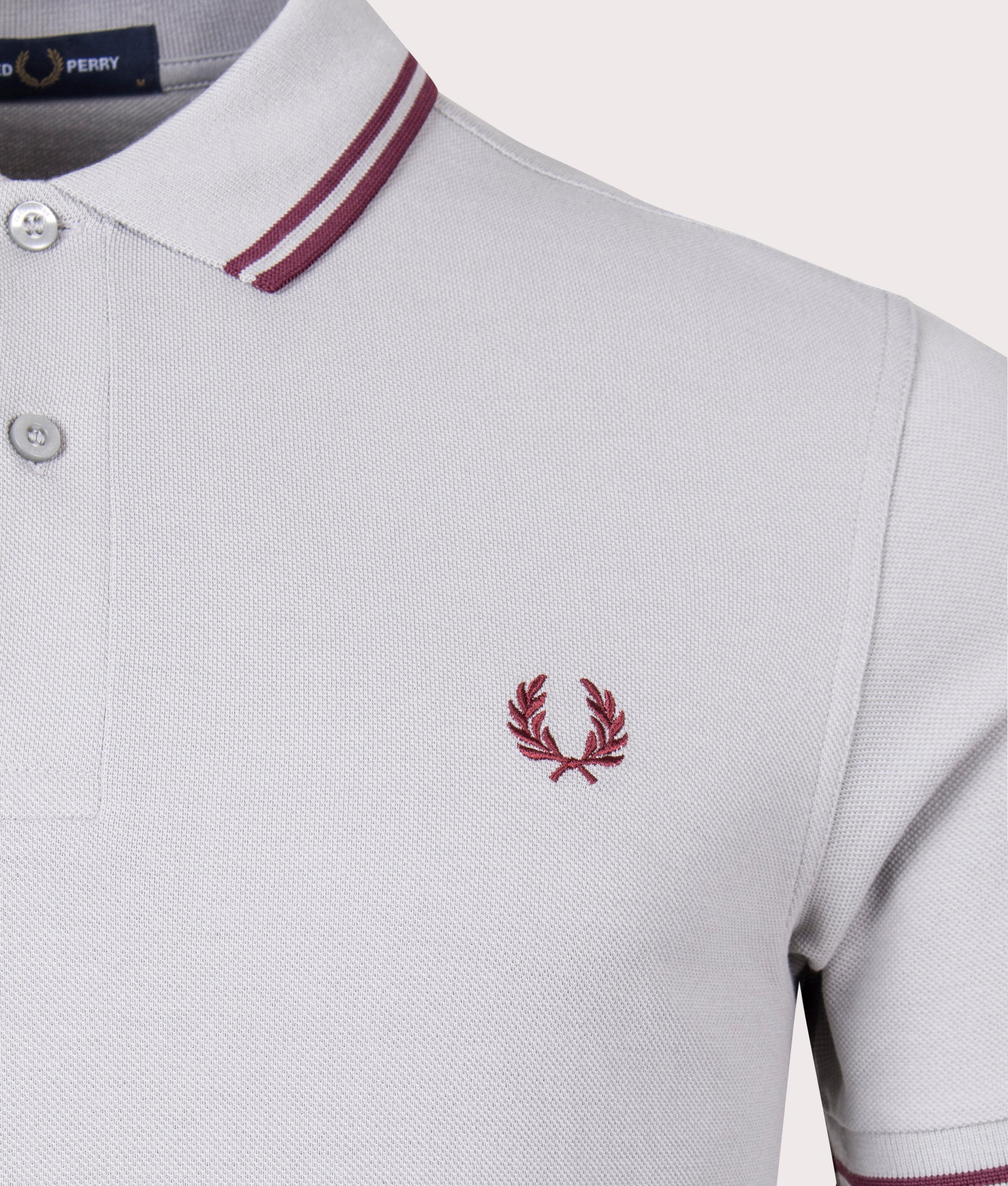 Twin-Tipped-Fred-Perry-Polo-Limestone-Fred-Perry-EQVVS